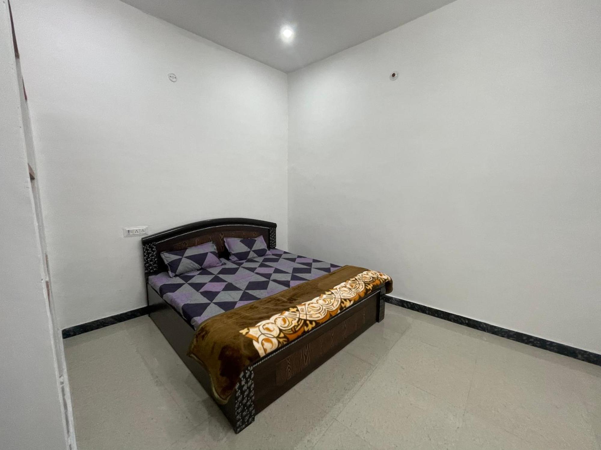Rukmani Villas Group Of Rukmani Home Stay Mathura Exterior photo