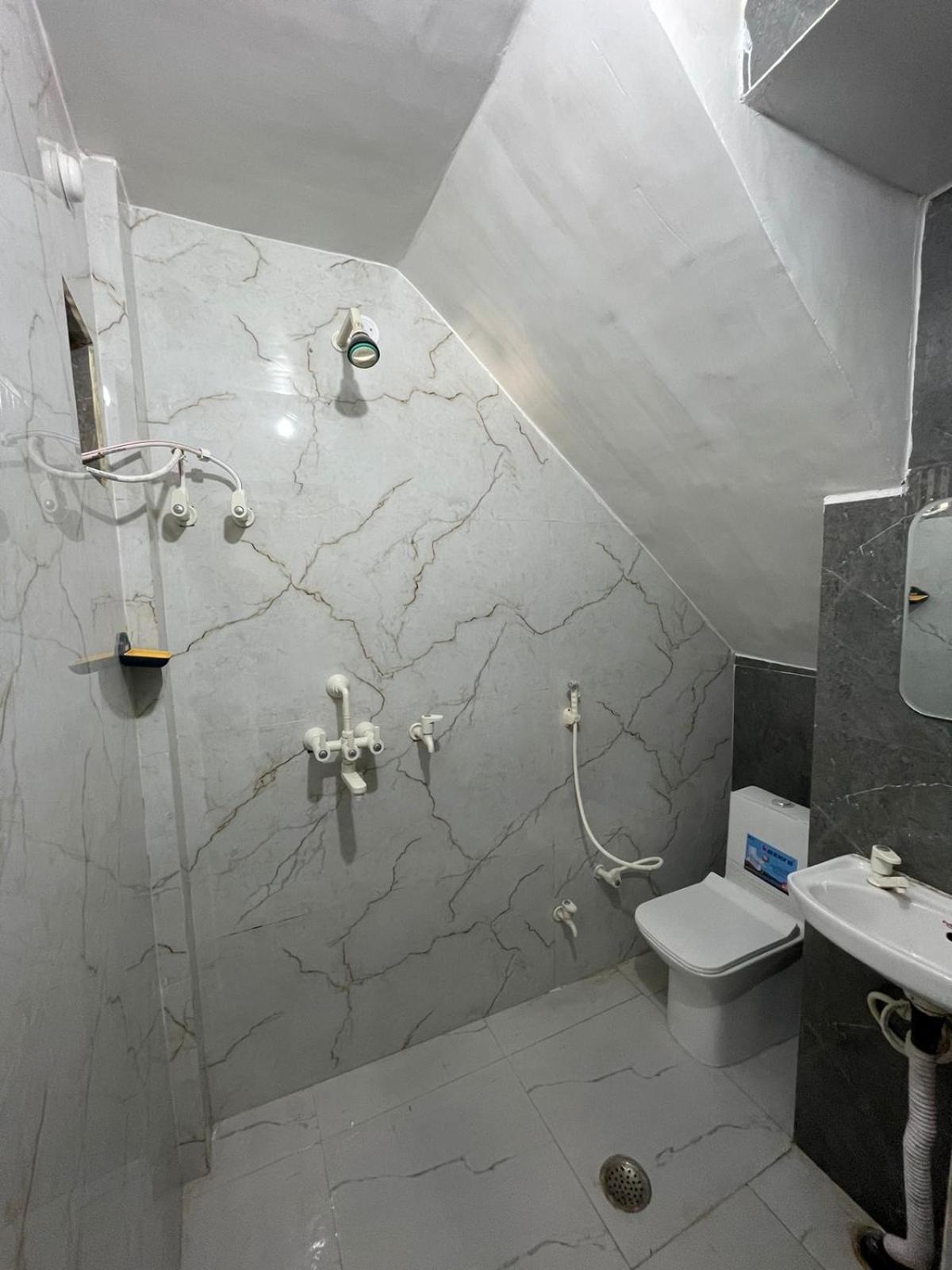 Rukmani Villas Group Of Rukmani Home Stay Mathura Exterior photo